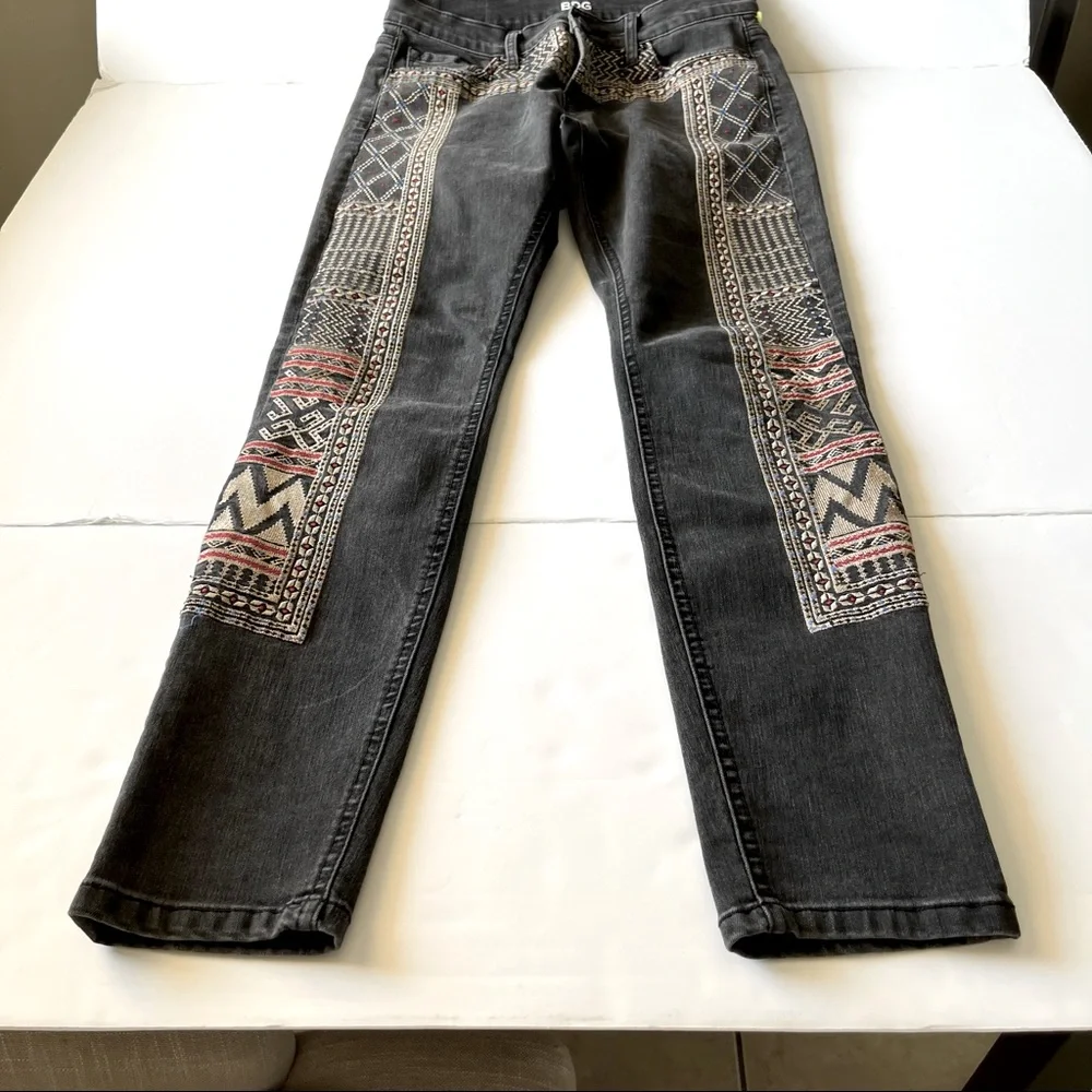 BDG Embroidered Black Jeans - Picture 5 of 13